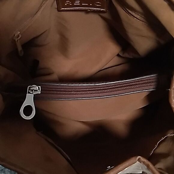 Relic Brown/Tan Logo Hand Bag. - Picture 6 of 11